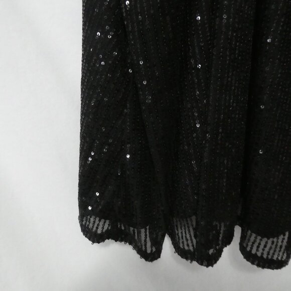 Unbranded | P2P 24 inches measured | Black Sequin Racerback Tank Top - Picture 12 of 13